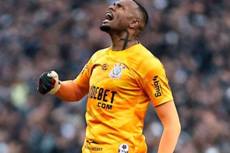 Carlos Miguel tem multa rescisória baixa para o futebol europeu e está de malas prontas para jogar na Premier League