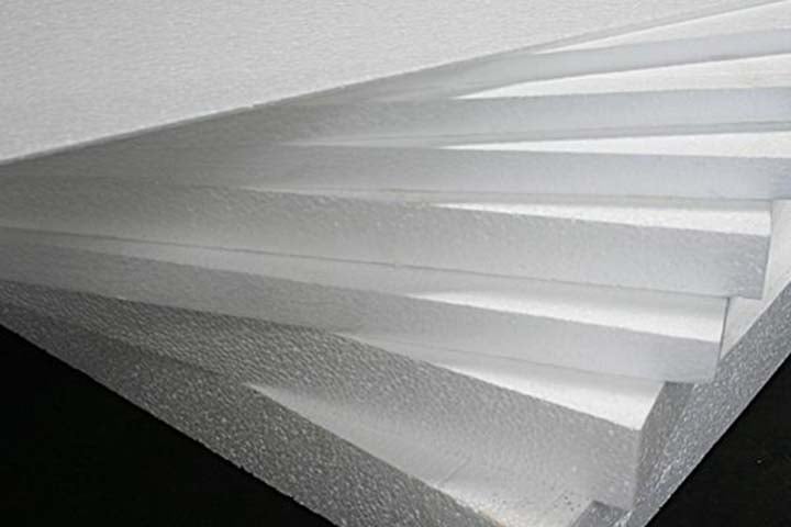 Isopor - Marca registrada da Knauf para artigo da família dos plásticos, passou a designar o polímero EPS, presente no acondicionamento de produtos e com outras finalidades.
