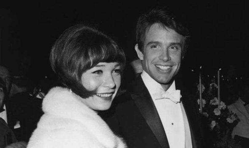 Shirley MacLaine e Warren Beatty - Dois irmãos de sucesso e longa carreira no cinema. Shirley é uma atriz muito premiada e ganhou um Oscar por Laços de Ternura (1984). Beatty, casado com a atriz Annette Bening desde 1992, além de ator (Dick Tracy), ganhou um Oscar como diretor por Reds (1981).  
