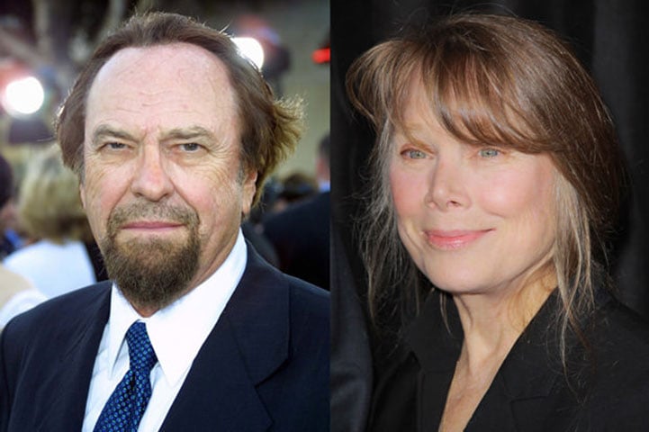 Sissy Spacek e Rip Torn - A atriz e cantora recebeu vários prêmios, inclusive um Oscar por O Destino Mudou Sua Vida (1980). Projetou-se no clássico terror Carrie, a Estranha (1976). Ela é prima de Rip Torn, ator e dublador, Oscar por Retratos de uma Realidade (1983), morto aos 88 anos em 2019. 