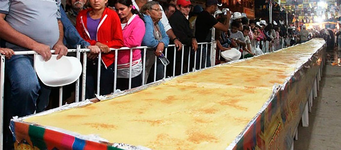 Desde então, moradores de várias localidades foram criando outros pratos e ampliando a celebração gastronômica, sempre se orgulhando de produzir o quitute Maior do Mundo. Veja algumas iguarias que sempre fazem sucesso. 