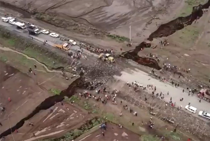 O Vale da Fenda tem extensão de 6,4 mil quilômetros e se alastra desde a Jordânia, no sudoeste da Ásia, até o centro de Moçambique, mais ao sul da África