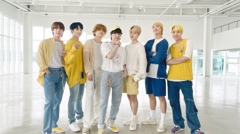 Shows do BTS vão ser exibidos nos cinemas de Fortaleza nos meses de setembro e outubro de 2025