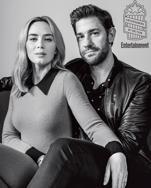 Em 2010, ela se casou com o ator e diretor John Krasinski. Os dois trabalharam juntos no filme “Um Lugar Silencioso”, em 2018. 