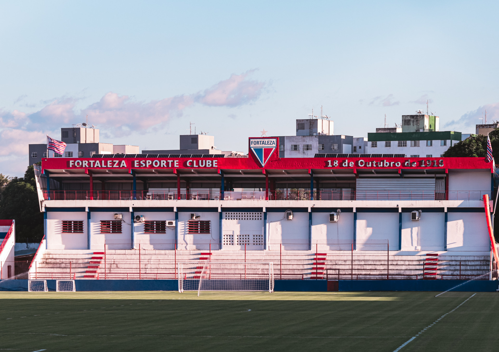 Fortaleza Esporte Clube passa por momento de readequa&ccedil;&atilde;o financeira ap&oacute;s o rebaixamento para a S&eacute;rie B (Foto: Leonardo Moreira/Fortaleza EC)