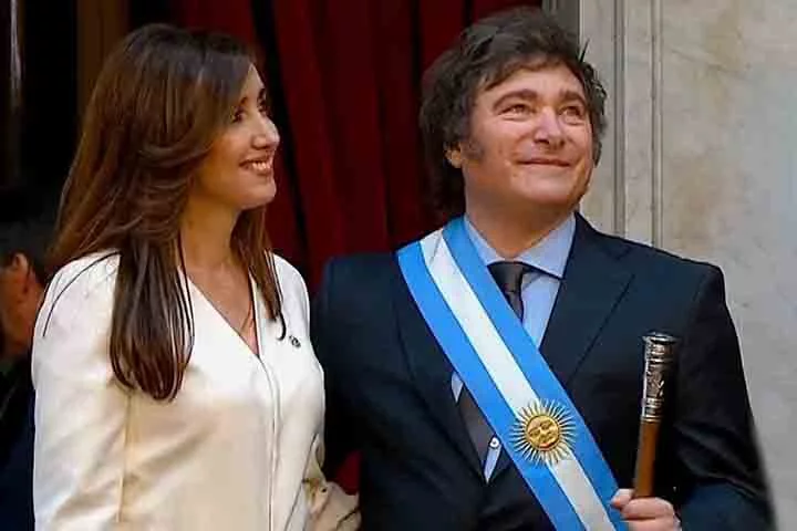 Em abril de 2024, no aniversário de 42 anos do conflito, o presidente ultraliberal Javier Miliei homenageou veteranos e soldados que morreram no conflito e prometeu agir “para que as Malvinas voltem a ser argentinas”. 

