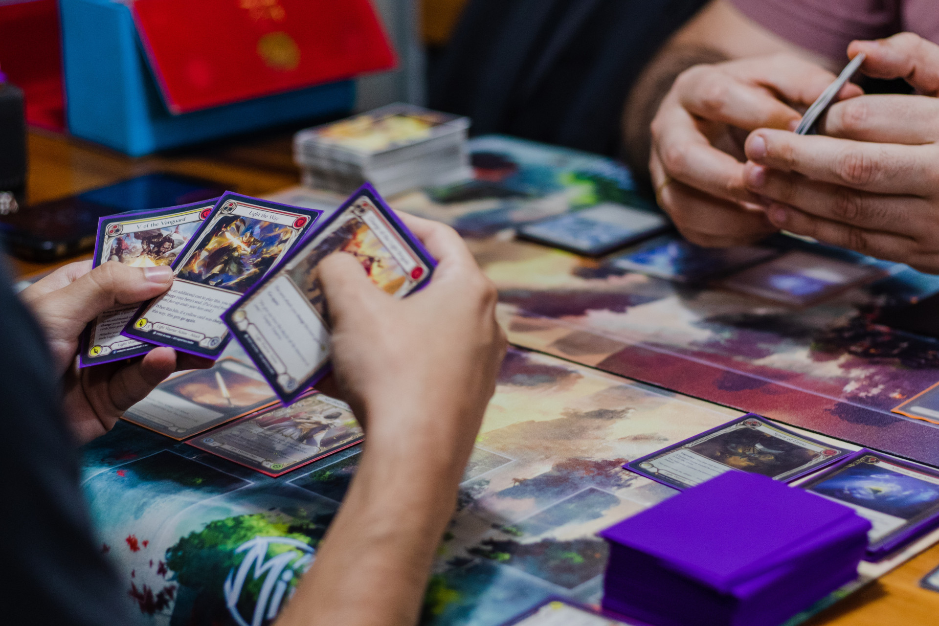 FORTALEZA, CEARÁ, 13-06-2024: Jogos analógicos do Balboa's, espaço que conta com uma variedade de jogos de tabuleiro e card games. (Foto: Fernanda Barros / O Povo) (Foto: FERNANDA BARROS)