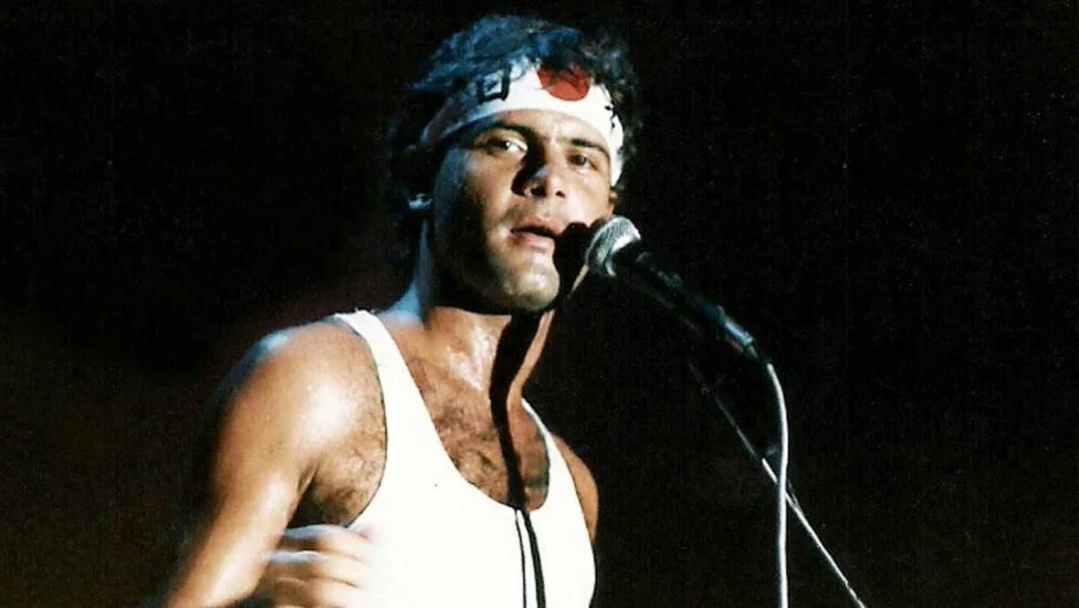 Várias personalidades do meio artístico e esportivo têm apelidos. Saiba o motivo das alcunhas de alguns famosos. 