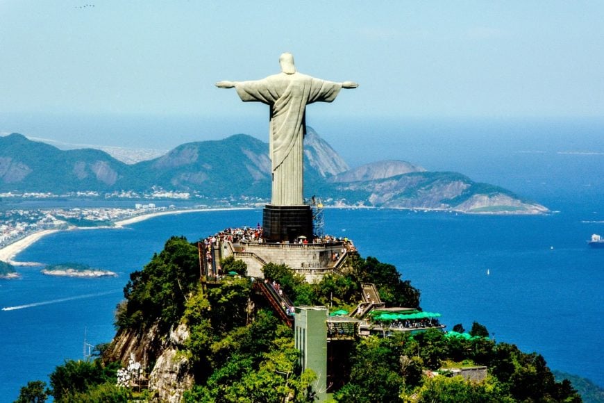 Embora não esteja entre as primeiras colocações, o Brasil quase chegou lá e apareceu no ranking com três atrações: a Pinacoteca de São Paulo (em 48º), o Beto Carrero World (em 37º) e o Cristo Redentor (em 11º). Confira os dez primeiros!