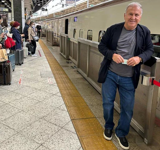 Maior ídolo do Flamengo, Zico completou 70 anos em março. Seu nome de batismo é Arthur. Na infância, era chamado de Arthurzinho. Depois, virou Arthurzico e, finalmente, Zico. 