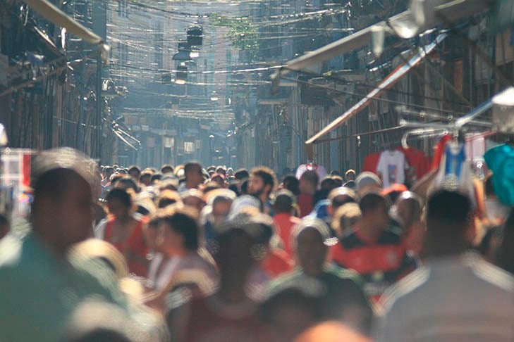 E vale lembrar que, além das medidas de grande alcance que precisam ser tomadas em escala global por órgãos governamentais e entidades privadas, há também a responsabilidade individual de cada cidadão. 