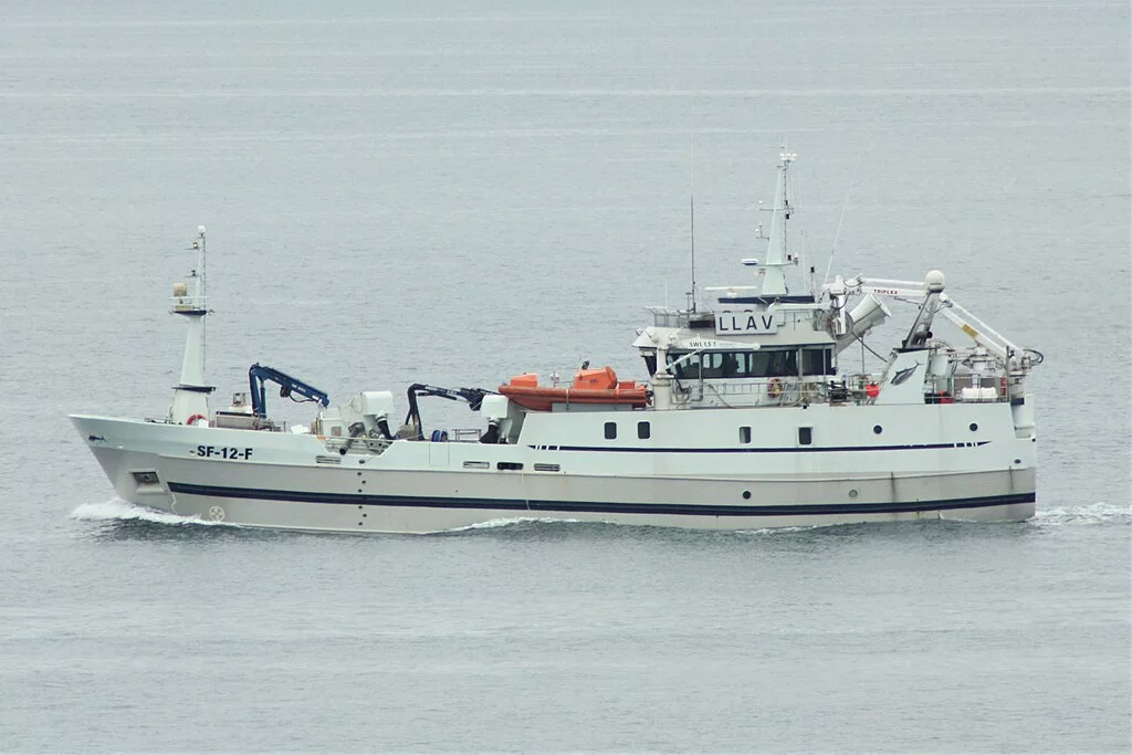 A Convenção das Nações Unidas sobre o Direito do Mar (Covemar), estipula que todos os países têm o direito de pescar em águas internacionais, desde que estabeleçam órgãos de gestão destinados a preservar os recursos naturais.