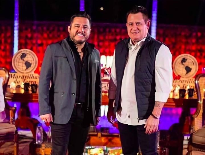 José Roberto Ferreira, mais conhecido como Marrone, nasceu em Buriti Alegre. Ele e Bruno formam uma das duplas sertanejas mais populares do Brasil por mais de três décadas. Relembre a trajetória deles!