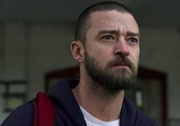 Não é segredo. Todo mundo sabe. Ele tem um problema real com a bebida, muita maconha - mas sobretudo um grande problema com o álcool, e vem escondendo e mascarando isso há anos, disse uma fonte anônima ao Page Six.