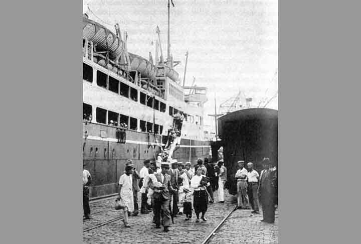 Com a expansão das plantações de café, havia demanda por mão de obra barata na zona rural paulista no final do século XIX e no início do século XX. A economia cafeeira foi o grande motor do Brasil desde a segunda metade do século XIX até a década de 1920.