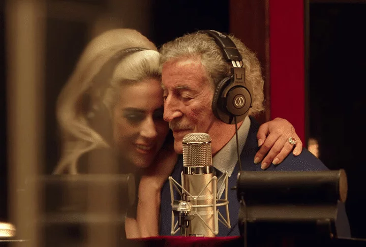 Nos seus últimos anos de carreira, Bennett participou de gravações com artistas da nova geração, como Amy Winehouse e Lady Gaga. Diagnosticado com Alzheimer em 2016, morreu sete anos depois, aos 96. 
