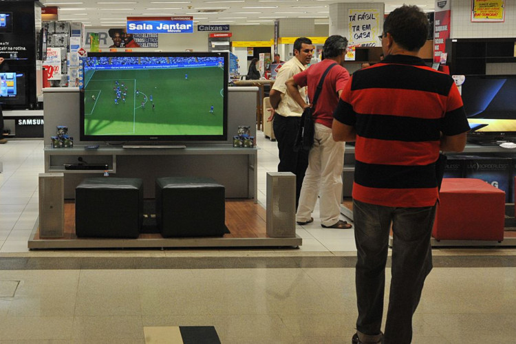 País tinha 9,4 milhões de empresas em 2022, mostra pesquisa do IBGE