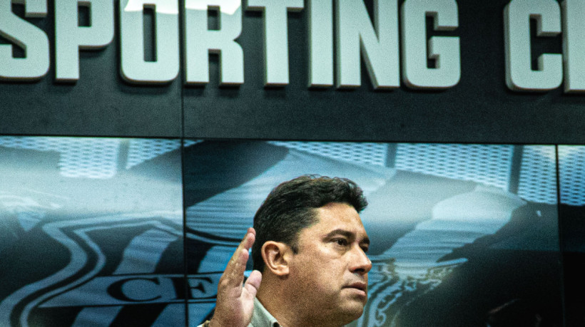 Presidente João Paulo Silva lida com problemas financeiros
no Vovô (Foto: Marcelo Vidal/Ceará SC)