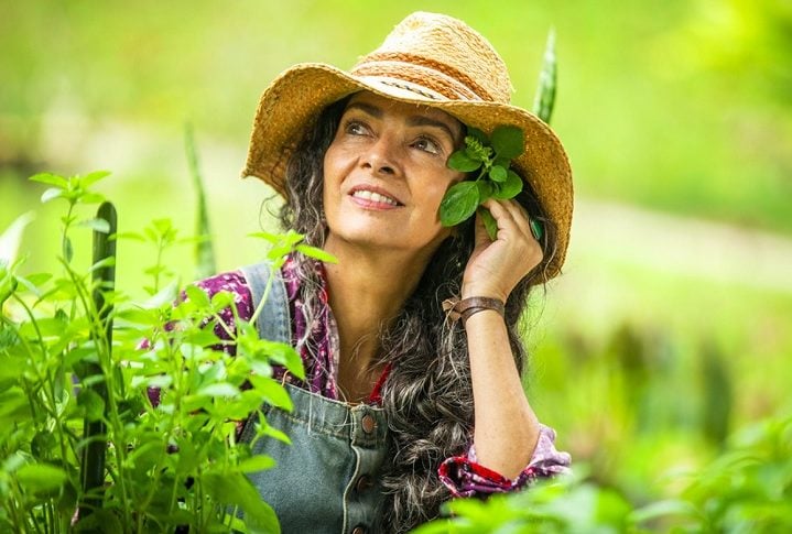 Seu último trabalho na TV foi em 2023, quanto interpretou Dora Lorenzo na novela Vai na Fé. 