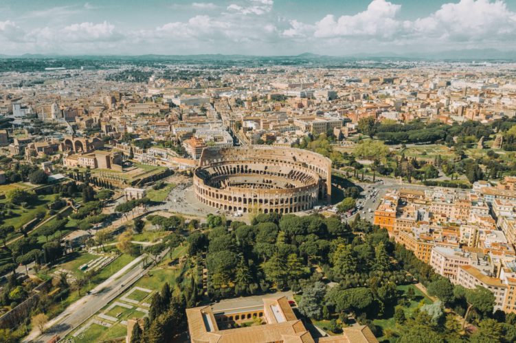ROMA (Itália) - Com cerca de 3 mil anos, é uma cidade que, ao longo da história, foi o retrato de um grande poder de dominação no mundo. 