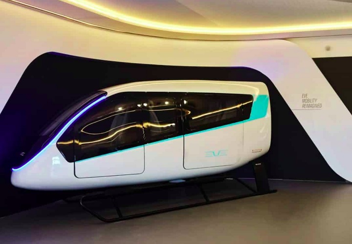 Além disso, os eVTOLs têm asas que podem ser presas no veículo, e um tipo de hélice também difere dos helicópteros.