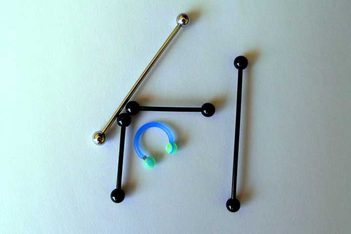 Nas escavações foram encontradas 85 peças do tipo de calcário e seixos de rio em ótimo estado de conversação. 
