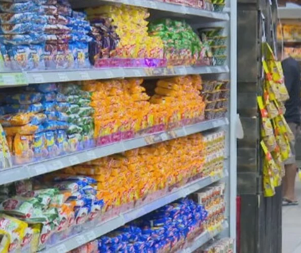 Terminou em 22/4/2024 o prazo para adequação das empresas às novas normas de rótulos que devem ser colocados em alimentos e bebidas.  