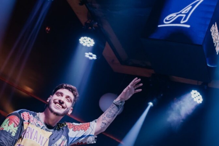 Diego Fac&oacute; promete animar noite em nova temporada das "Ter&ccedil;as do Austin"
