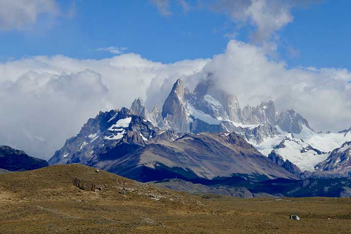 Inaugurada em 1980, a vila de El Chaltén foi por muitos anos um destino quase que exclusivo de mochileiros.
