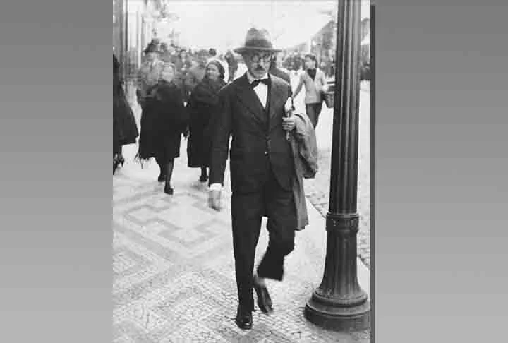 No dia 13 de junho de 1888 nasceu em Lisboa Fernando Pessoa, um dos maiores poetas da língua portuguesa. 

