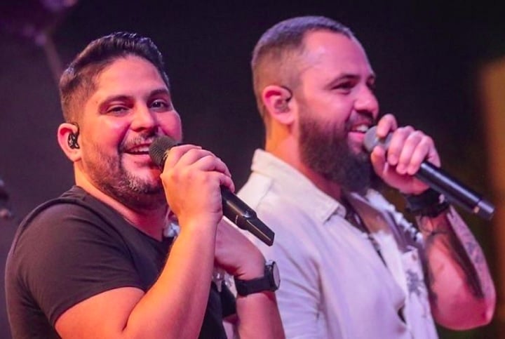 3º) Jorge e Mateus: Os irmãos naturais de Itumbiara, Goiás, formaram a dupla em 2005 e são considerados uns dos precursores do chamado sertanejo universitário no Brasil.