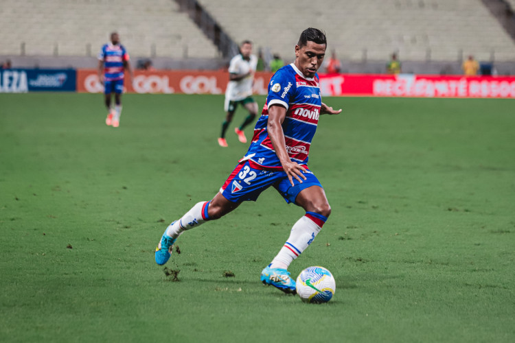 Atacante Pedro Rocha no jogo Fortaleza x Palmeiras, no Castelão, pelo Campeonato Brasileiro Série A 2024