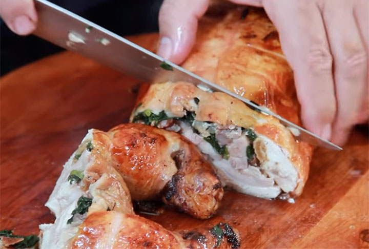 Há maneiras de 'disfarçar' a moela:  colocando numa farofa ou usando, por exemplo, como recheio de um frango assado. 