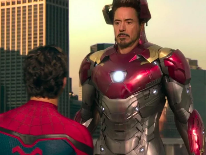 Tony Stark e o Homem de Ferro também tiveram papel importante nos novos filmes do Homem-Aranha, estrelados por Tom Holland. O bilionário atua como uma espécie de mentor do ainda jovem Peter Parker.