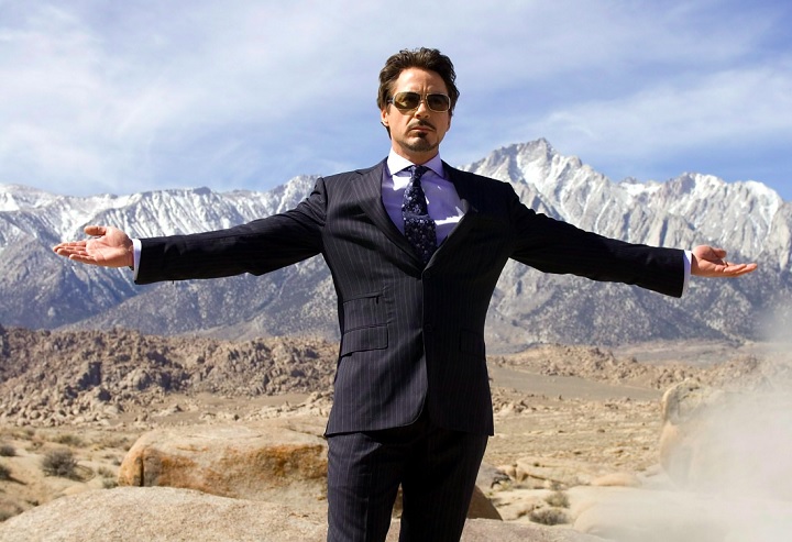 A interpretação carismática e bem-humorada do ator é vista como o grande trunfo por trás do ressurgimento do personagem.