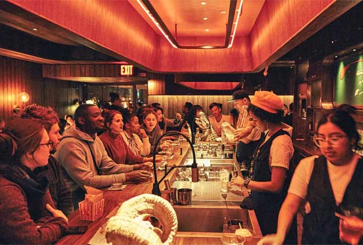 Double Chicken Please, localizado em Nova York, Estados Unidos, aparece na segunda posição.