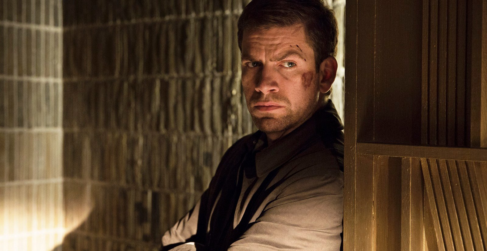 Nikolaj Lie Kass - Dinamarquês - Interpreta o assassino. 