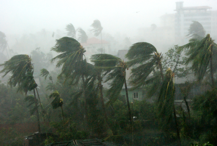 Nargis - Em 27/4/2008, percorreu países da Ásia. Causou devastação ao longo do delta do rio Irauádi, em Mianmar, uma das áreas mais densamente povoadas do mundo. O governo mianmarense declarou cinco regiões como áreas de desastre.. Cerca de140 mil pessoas morreram.