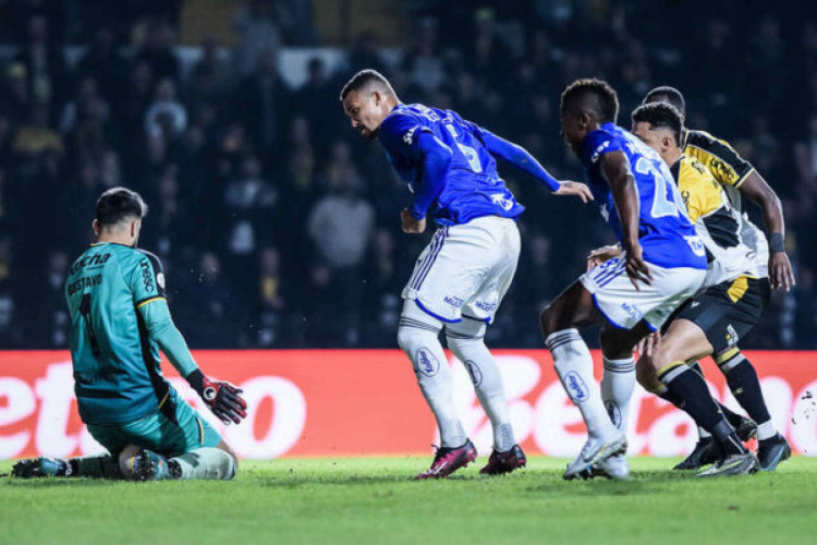 Bolasie, no primeiro minuto da segunda etapa, garante triunfo do Tigre por 1 a 0 no Heriberto Hulse, nesta 14ª rodada