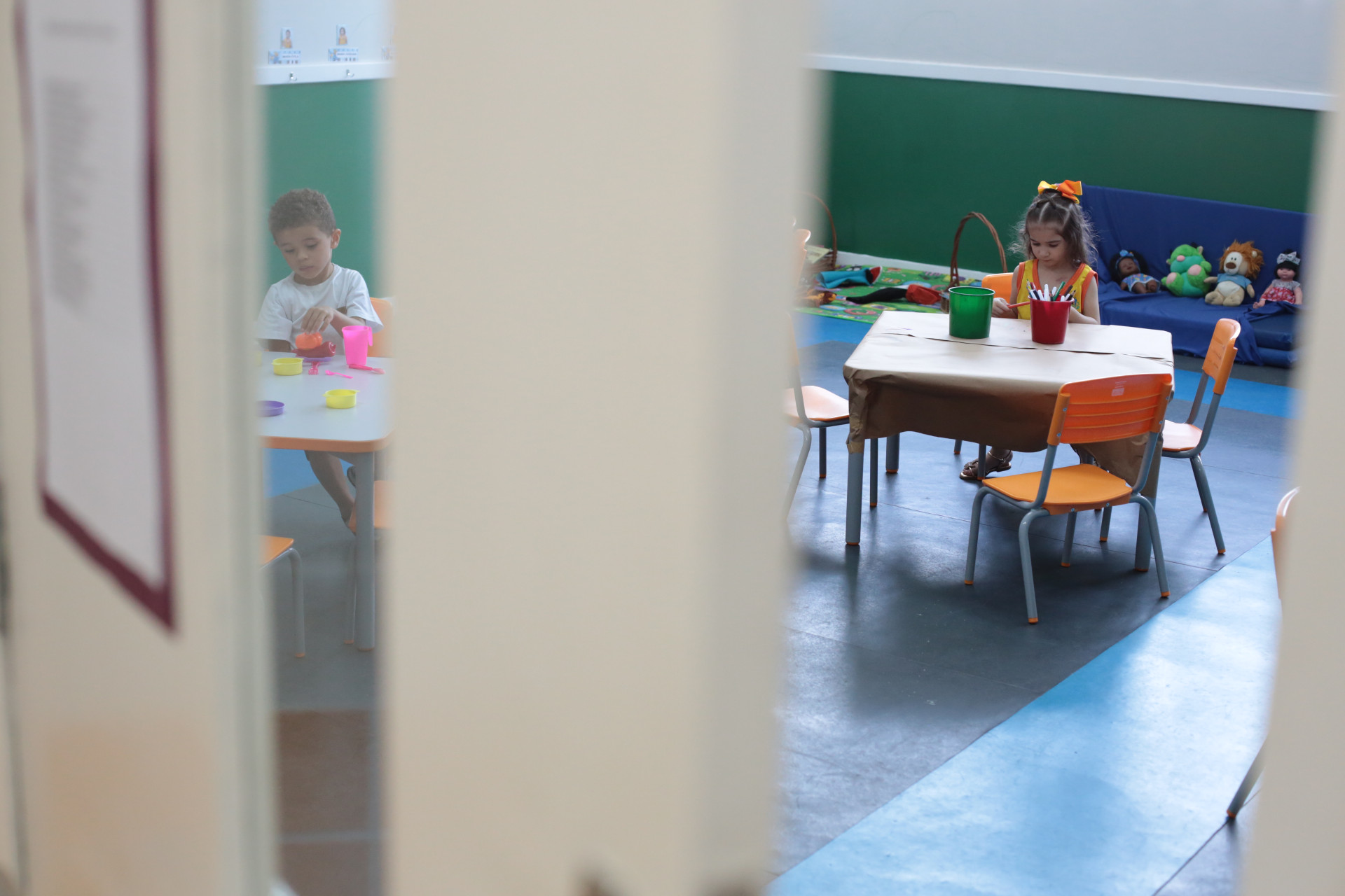 Centro de Educação Infantil com berçário é entregue no bairro Pici, em Fortaleza. Nome do equipamento é uma homenagem ao bebê Abraão Lucca da Silva Costa