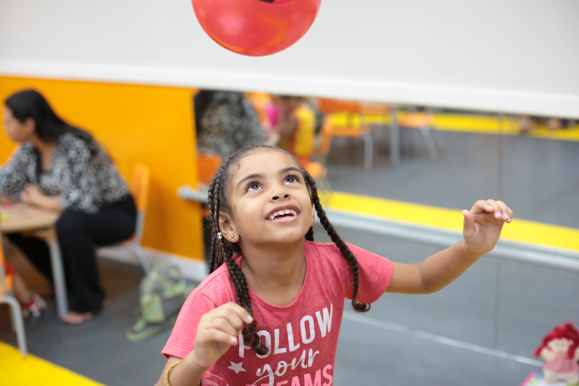 Centro de Educação Infantil com berçário é entregue no bairro Pici, em Fortaleza. Nome do equipamento é uma homenagem ao bebê Abraão Lucca da Silva Costa