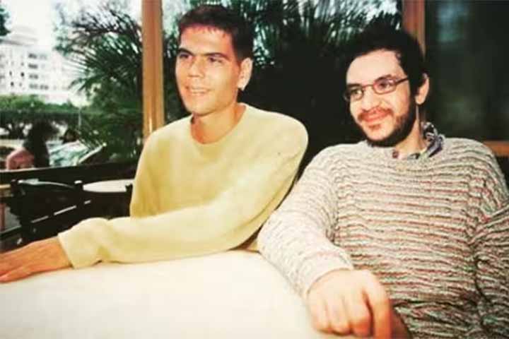 A discografia da Legião Urbana teve oito álbuns de estúdio e três ao vivo, além de uma série de coletâneas. 
