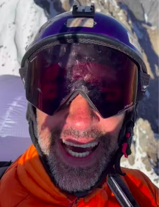 Além do brasileiro, a equipe também era composta por dois franceses, dois americanos, um búlgaro e um suíço.