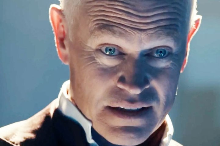 Neal McDonough em The Shift - O Deslocamento (2023): O filme é um thriller de ficção científica cristã cuja trama gira em torno de um personagem que viaja por universos paralelos para se reunir com a esposa. McDonough interpreta O Benfeitor, um personagem enigmático associado ao Diabo.