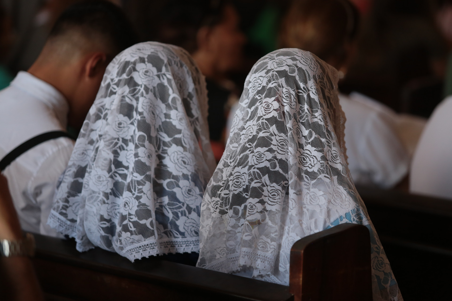 FORTALEZA-CE, BRASIL, 06-07-2024: Dom Gregório Paixão, arcebispo de Fortaleza recebe Pálio arquiepiscopal. catedral da Sé. (Foto: Fabio Lima/ OPOVO)