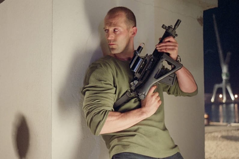 3. Carga Explosiva: Esse sucesso acidental de 2002 sedimentou Statham como astro do cinema de ação. Enquanto Vin Diesel tentava seu lugar a sol com Triplo X, Statham ganhou sua própria série em Hollywood quase sem querer - e com um personagem monossilábico.