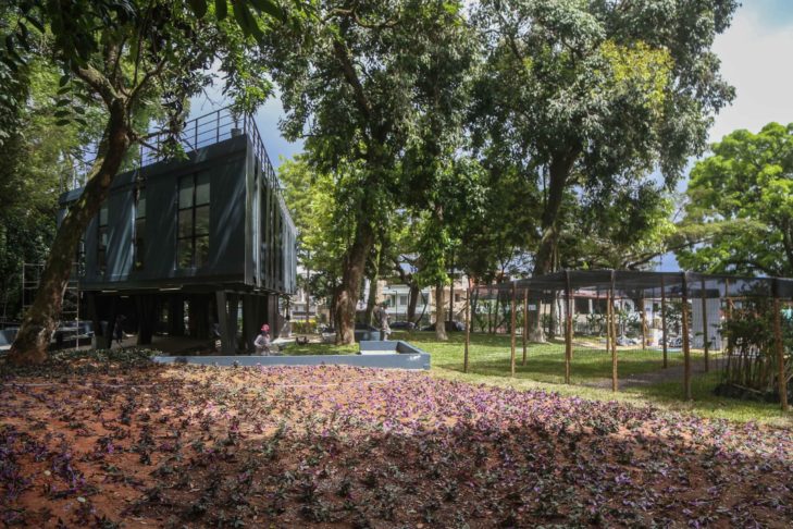 Outro local famoso de Salvador é o Jardim Botânico da Bahia, um destino popular para caminhadas e piqueniques o ano inteiro.