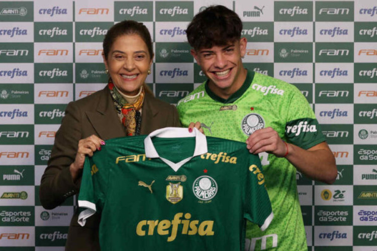 Lateral-argentino, que também pode jogar como volante, vê Palmeiras fundamental para sua formação