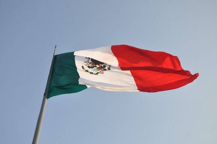 No México, o poder judiciário tornou legal o uso recreativo da maconha em junho de 2021 e facilitou as regras para posse em maio de 2022.