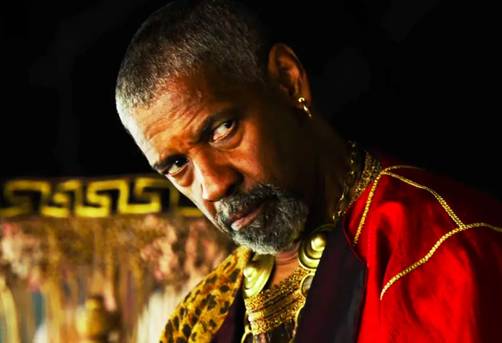 Macrinus também é dono de alguns gladiadores e pretende se tornar imperador de Roma, o que o coloca no caminho de Lucius e sua busca por liberdade.